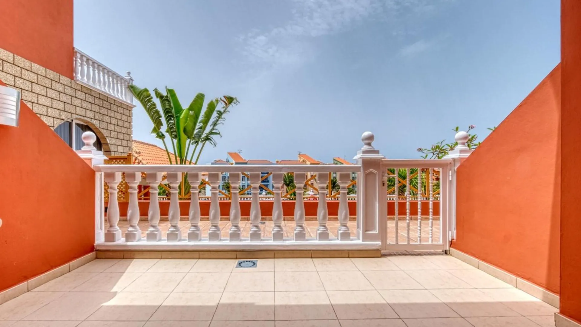 Apartamentos Callaomar Callao Salvaje Spain
