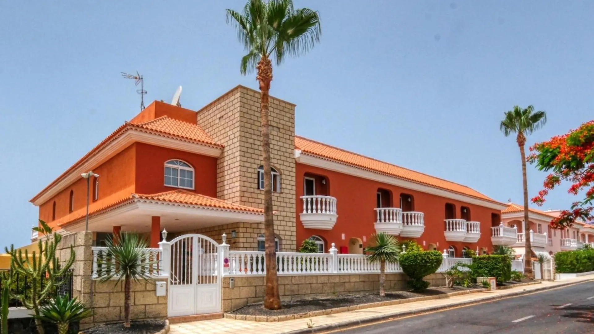 Apartamentos Callaomar Callao Salvaje España