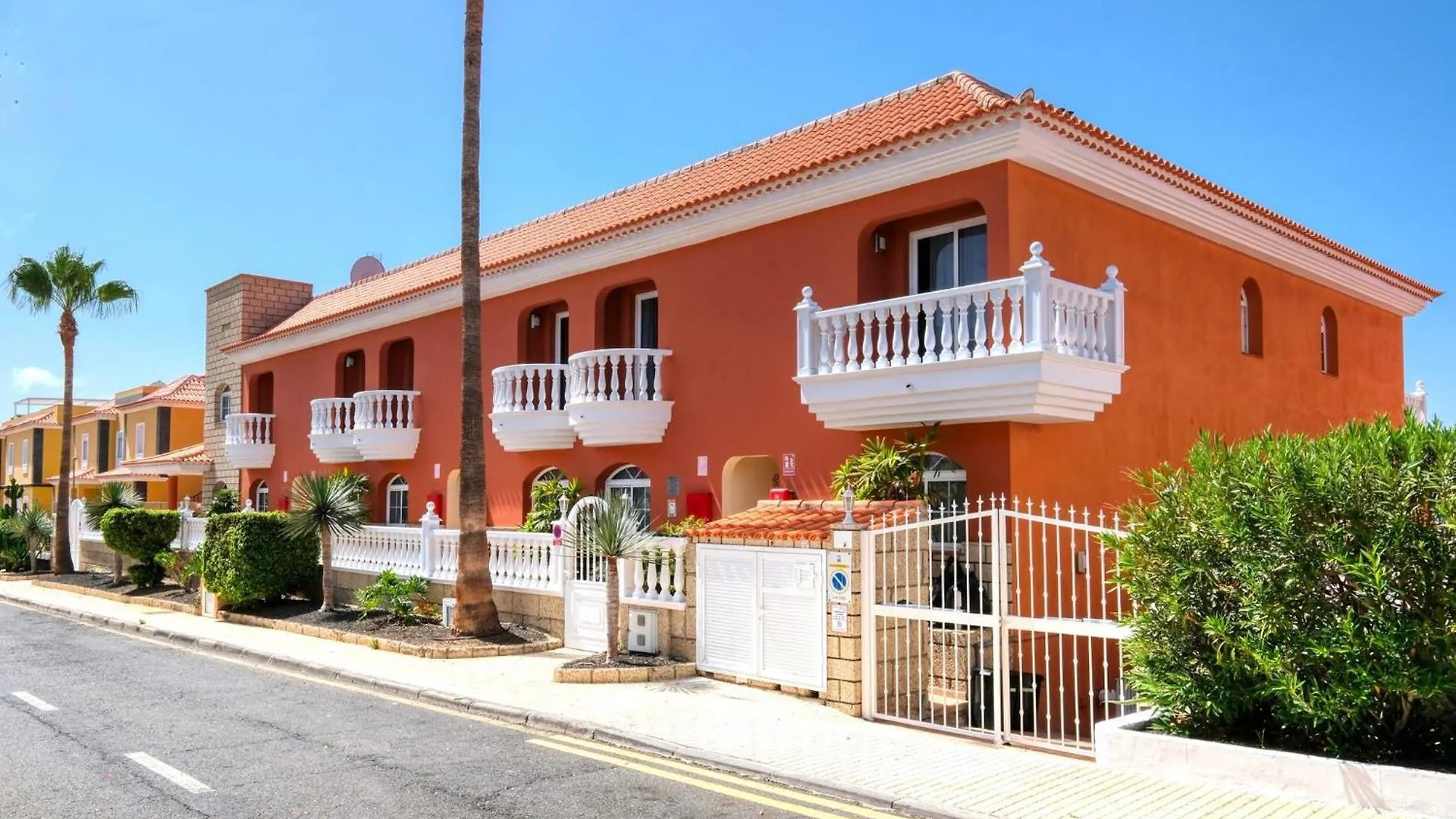 Apartamentos Callaomar Callao Salvaje